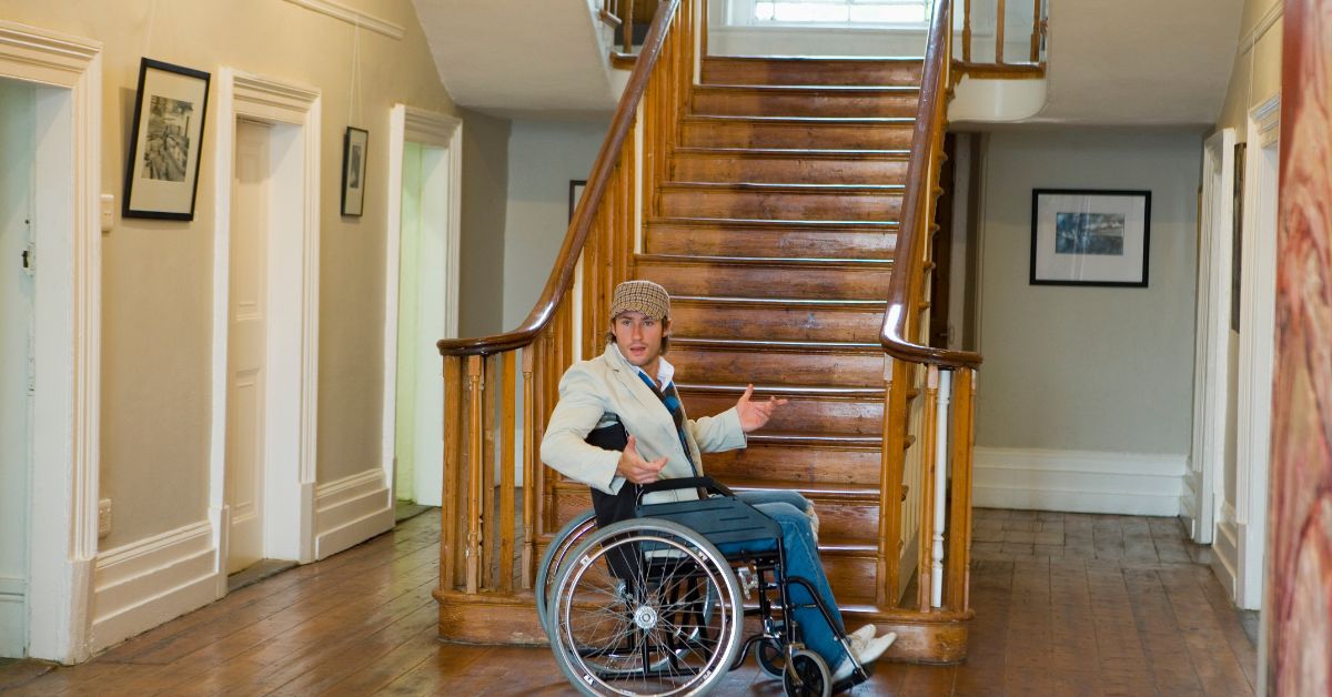 ¿silla salvaescaleras adecuada para personas en silla de ruedas?